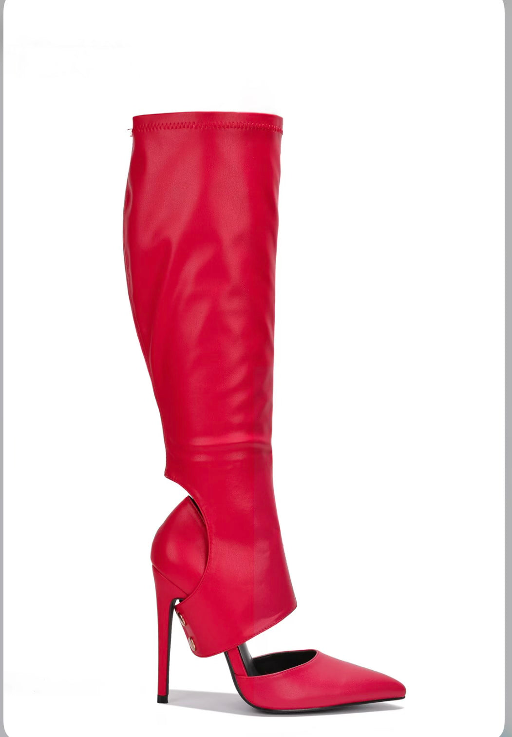 “Peekaboo” detachable boots