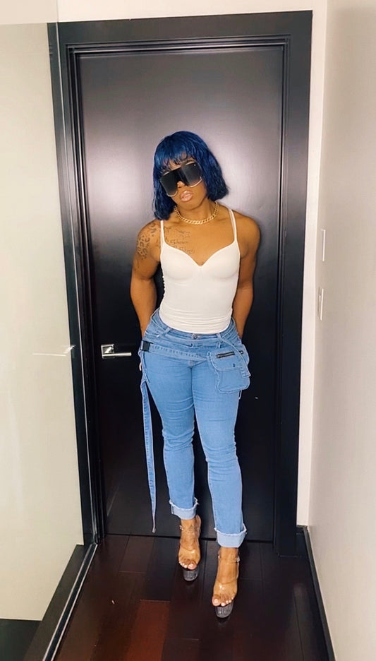 “Packing” jeans with fanny pack - Stilletoes Plus KV